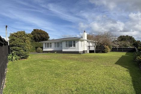 Photo of property in 4 Rathgar Road, Henderson, Auckland, 0610