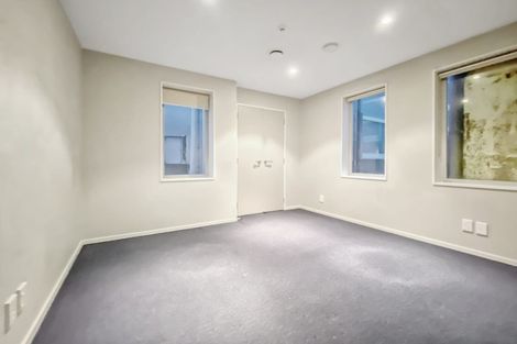 Photo of property in 2/35 Home Street, Mount Victoria, Wellington, 6011