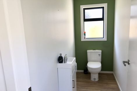 Photo of property in 86 Meremere Street, Wainuiomata, Lower Hutt, 5014