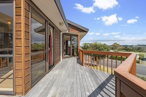 Photo of property in 4 Shakespear Road, Army Bay, Whangaparaoa, 0930