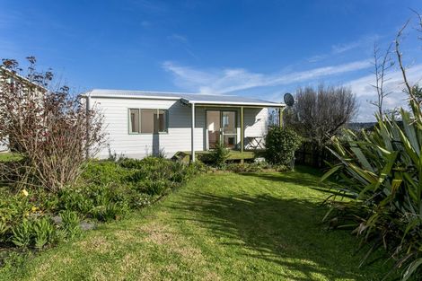 Photo of property in 120 Eskdale Road, Birkdale, Auckland, 0626