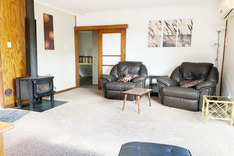 Photo of property in 11 Upper Cross Street, Raglan, 3225