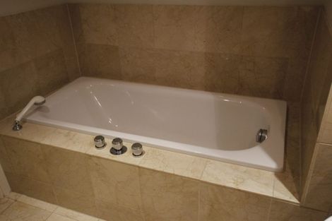 Photo of property in The Metropolis Apartments, 810/1 Courthouse Lane, Auckland Central, Auckland, 1010