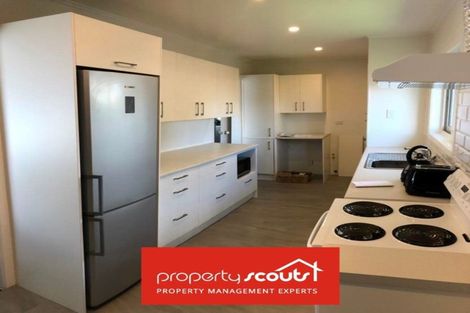 Photo of property in 1/70 Flanshaw Road, Te Atatu South, Auckland, 0610