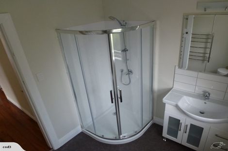 Photo of property in 5a Grove Road, Kelburn, Wellington, 6012