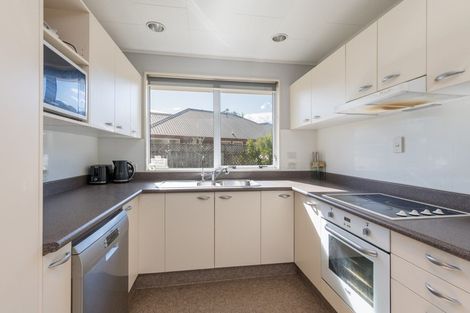 Photo of property in 28 Rochfort Drive, Richmond, 7020