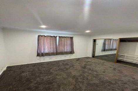 Photo of property in 8 Wyman Place, Pakuranga Heights, Auckland, 2010