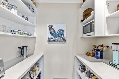 Photo of property in 21 Jade Lane, Paraparaumu, 5032