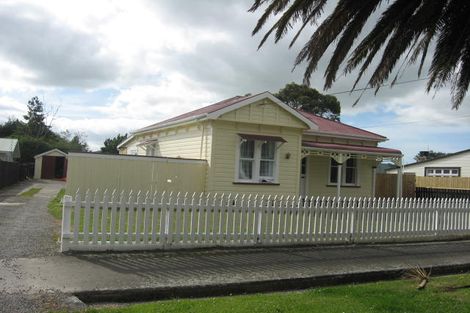 Photo of property in 20 Julia Street, Pahiatua, 4910