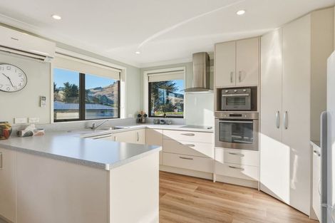 Photo of property in 94 Ronaldsay Street, Palmerston, 9430