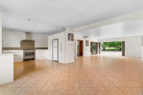 Photo of property in 1230 Alfriston Road, Alfriston, Manurewa, 2576