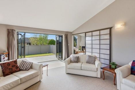 Photo of property in 2 Cadastral Court, Paraparaumu, 5032