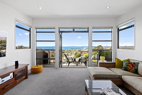 Photo of property in 15 Maire Road, Orewa, 0931