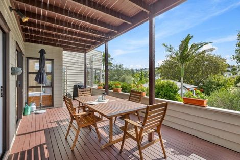 Photo of property in 1/33 Penzance Road, Mairangi Bay, Auckland, 0630