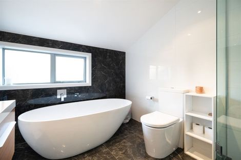 Photo of property in 28b Bluefin Way, West Harbour, Auckland, 0618