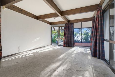 Photo of property in 17 Aquarius Drive, Kawaha Point, Rotorua, 3010