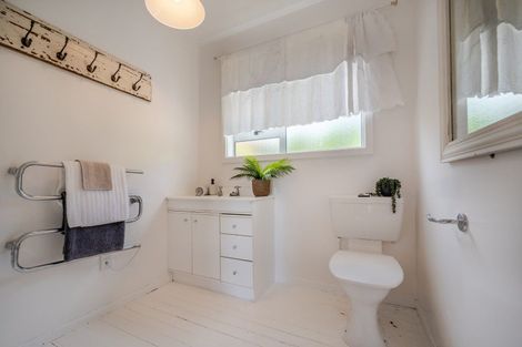 Photo of property in 30 Selwyn Avenue, Akaroa, 7520