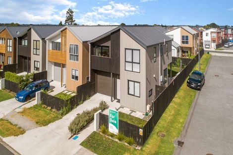 Photo of property in 2 Courage Road, Papakura, 2110