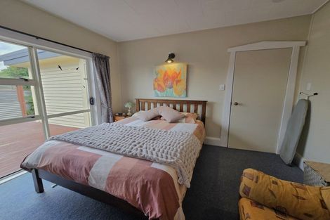 Photo of property in 182 Stafford Street, Hokitika, 7810