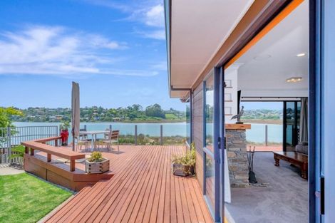 Photo of property in 126 College Place, Poike, Tauranga, 3112