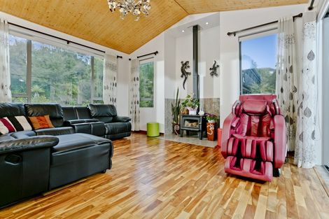 Photo of property in 16 Hobson Heights Road, Lucas Heights, Auckland, 0632