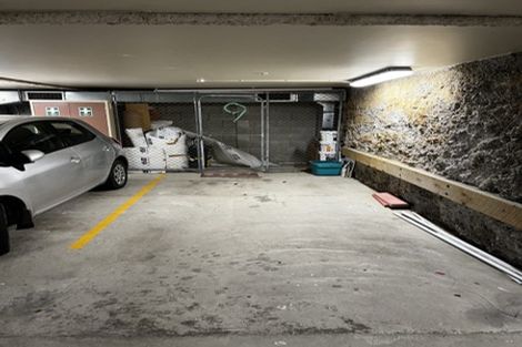 Photo of property in The Villas, 9/33 Hobson Street, Thorndon, Wellington, 6011