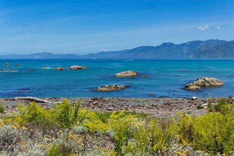 Photo of property in 19 South Bay Parade, South Bay, Kaikoura, 7300