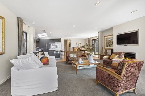 Photo of property in 160 Breaker Bay Road, Breaker Bay, Wellington, 6022