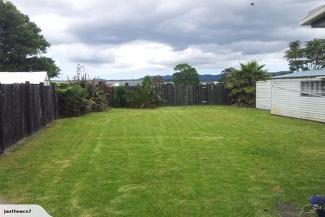 Photo of property in 30 Smythe Road, Henderson, Auckland, 0612