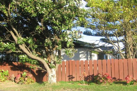 Photo of property in 1 Doon Grove, Papakowhai, Porirua, 5024