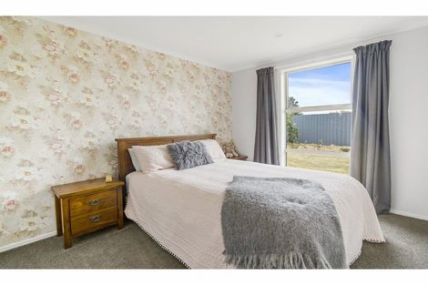 Photo of property in 27 King Street, Pareora, 7912