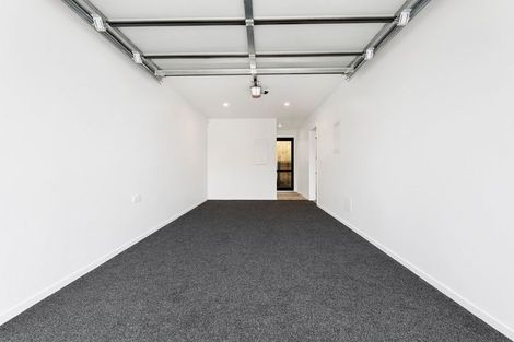 Photo of property in 30c Russell Road, Manurewa, Auckland, 2102