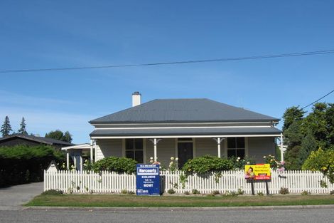 Photo of property in 33 Jollie Street, Geraldine, 7930