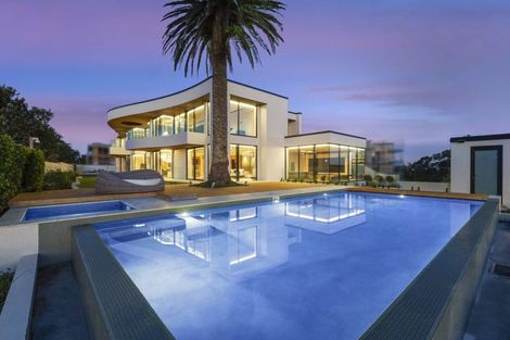 Photo of property in 92 Paritai Drive, Orakei, Auckland, 1071