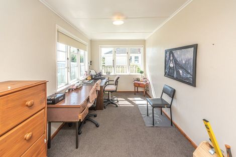 Photo of property in 73 Harper Street, Gonville, Whanganui, 4501