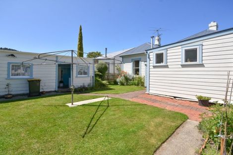 Photo of property in 1 Ainslee Place, North East Valley, Dunedin, 9010