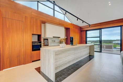 Photo of property in 10 Taha Puke Road, Okura Bush, Silverdale, 0794