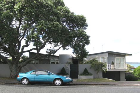 Photo of property in 20 Seacliffe Avenue, Belmont, Auckland, 0622