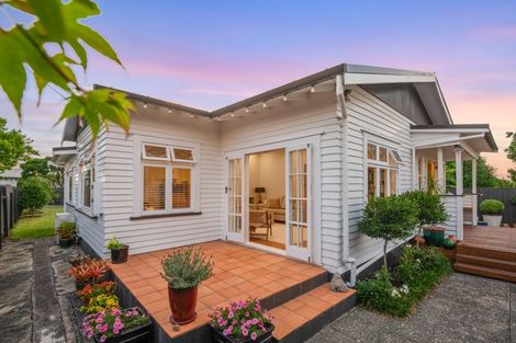 Photo of property in 28 Calgary Street, Sandringham, Auckland, 1041