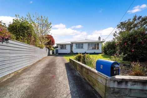 Photo of property in 5 Charles Major Place, Hawera, 4610