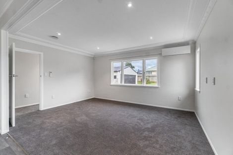 Photo of property in 13 Freyberg Crescent, Pukekohe, 2120