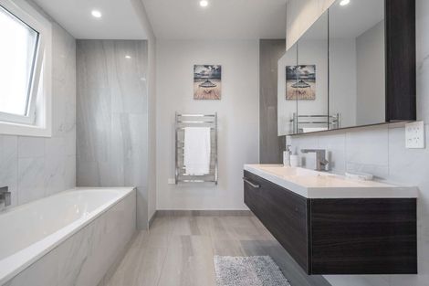 Photo of property in 1 Moemoea Place, Cambridge, 3434