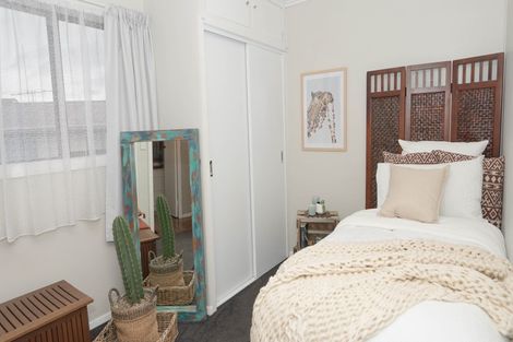 Photo of property in 2/30 Union Street, Papakura, 2110