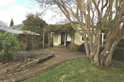 Photo of property in 117 Avonhead Road, Avonhead, Christchurch, 8042