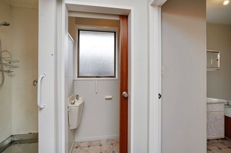 Photo of property in 1/69 Denise Crescent, Hornby, Christchurch, 8042