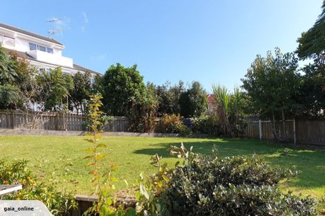 Photo of property in 47 Lagoon Way, West Harbour, Auckland, 0618