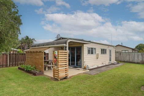 Photo of property in 3 Poplar Street, Whitianga, 3510