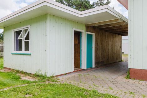 Photo of property in 6 Valley Road, Woodville, 4998