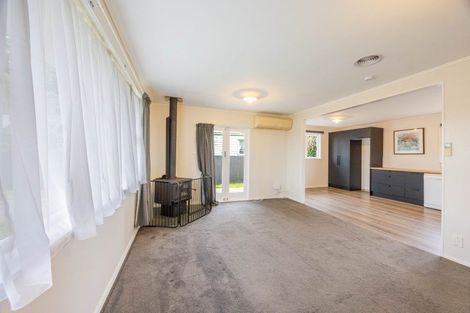 Photo of property in 16 Williams Street, Otane, 4202