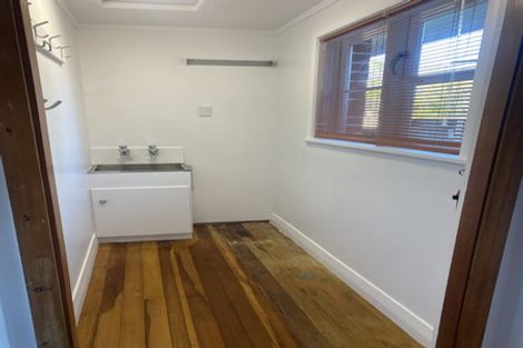 Photo of property in 10 Huia Grove, Elderslea, Upper Hutt, 5018